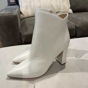 Marc Fisher White Leather Boots 8